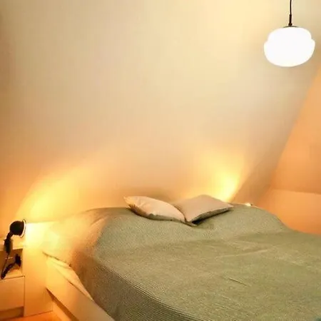 Tolle In Einem Reetgedecktem Haus Apartment *