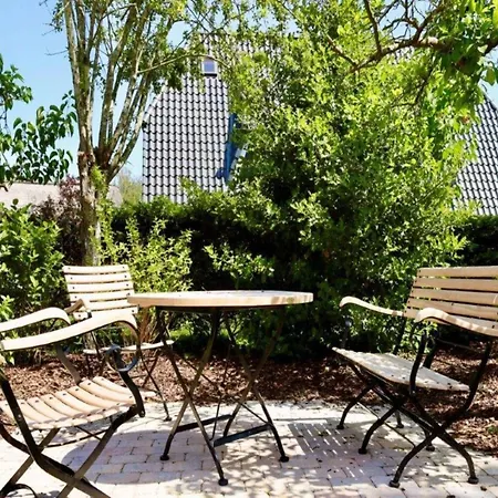 Fuer 4 Personen Mit Garten In